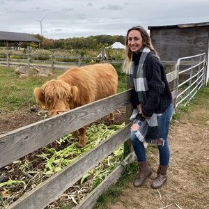 Meet your Posher, Marina